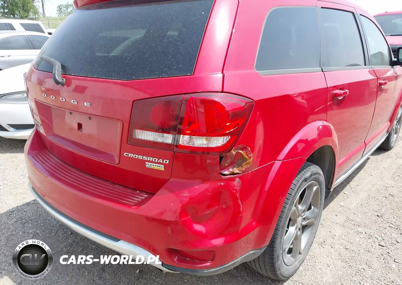 2017 Dodge Journey Crossroad Plus VIN:3C4PDCGG9HT537102 - 6