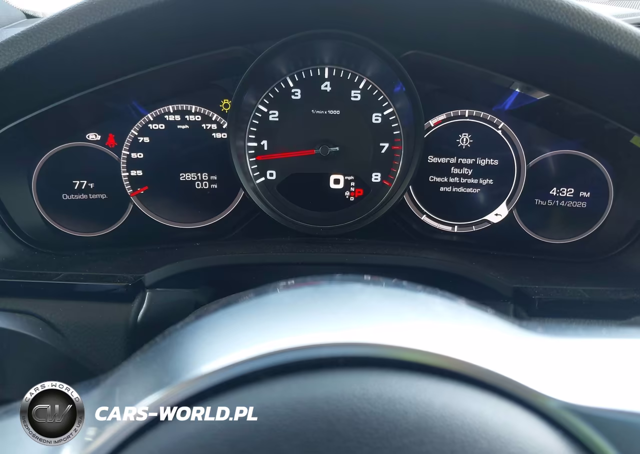 2019 Porsche Cayenne S VIN:WP1AB2AY9KDA64823 - 7