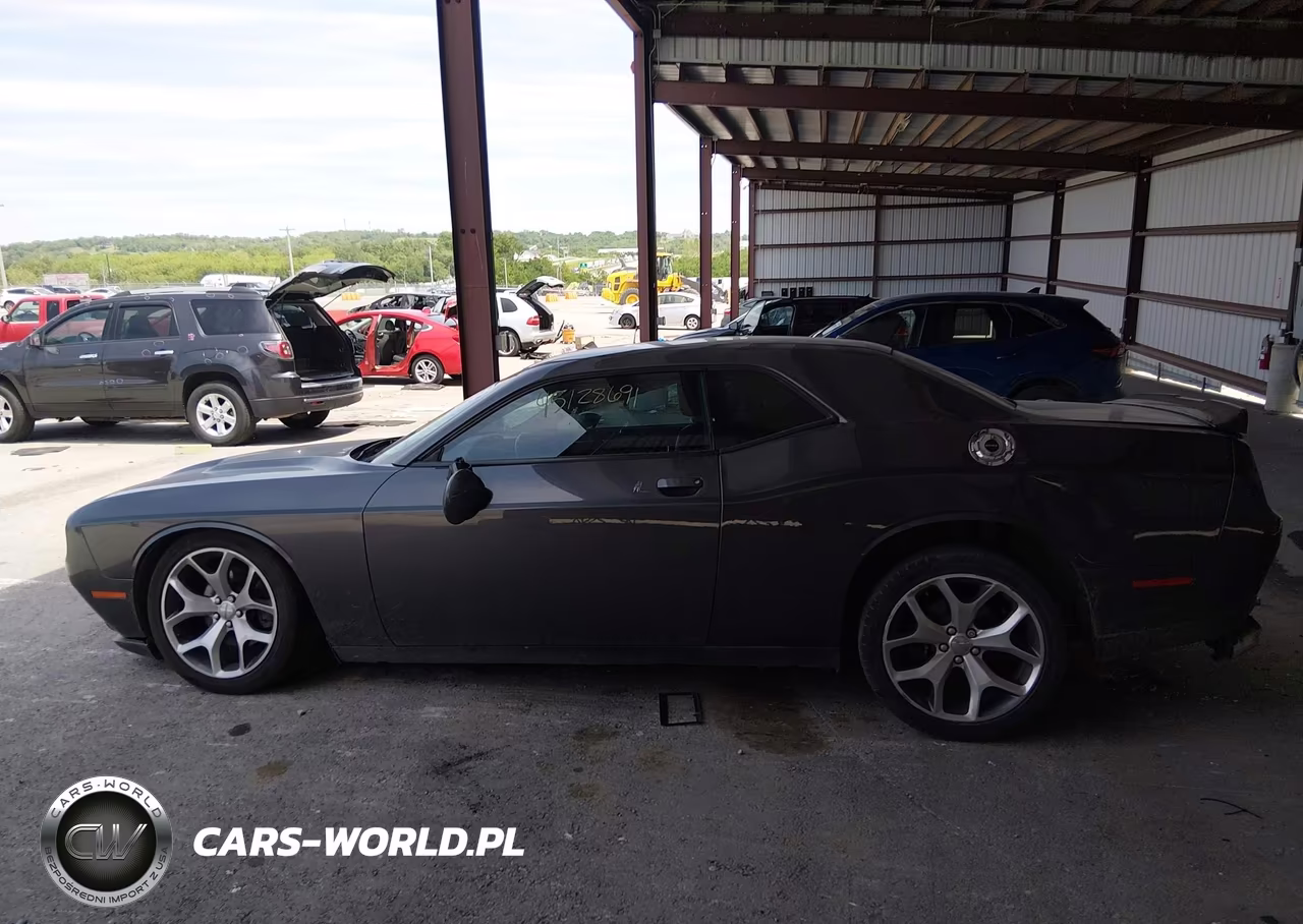 2015 Dodge Challenger Sxt Plus VIN:2C3CDZBG1FH758132 - 14