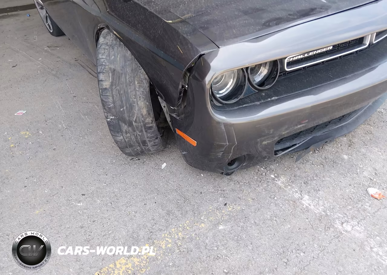 2015 Dodge Challenger Sxt Plus VIN:2C3CDZBG1FH758132 - 6