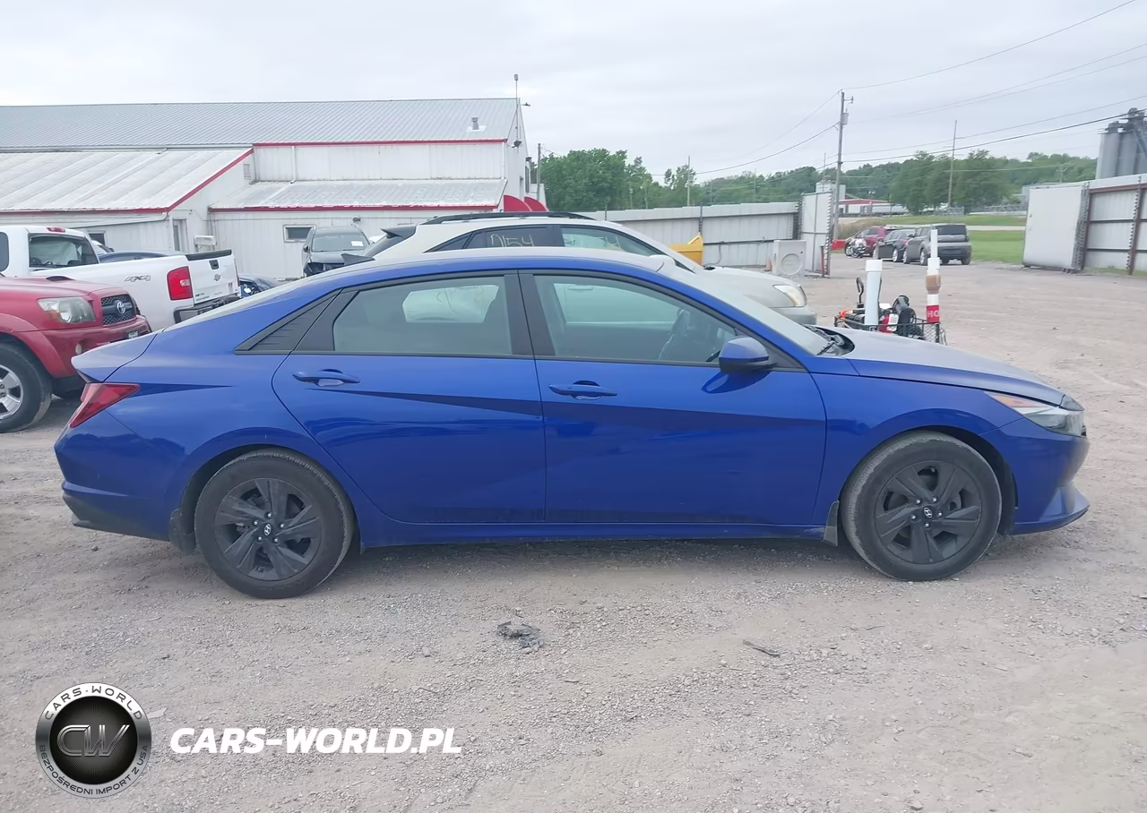 2023 Hyundai Elantra Sel VIN:KMHLM4AGXPU449169 - 13