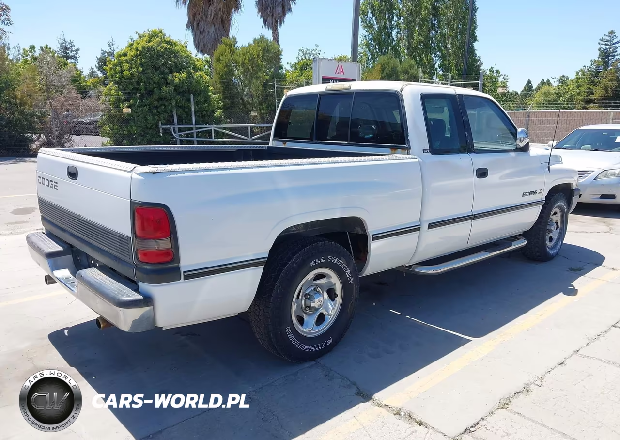 1996 Dodge Ram 1500 VIN:3B7HC13Y1TM136205 - 4
