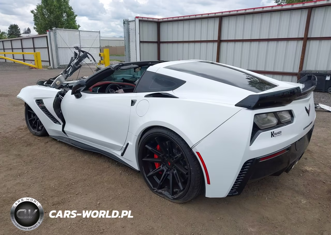 2016 Chevrolet Corvette Z06 VIN:1G1YU2D69G5603231 - 3