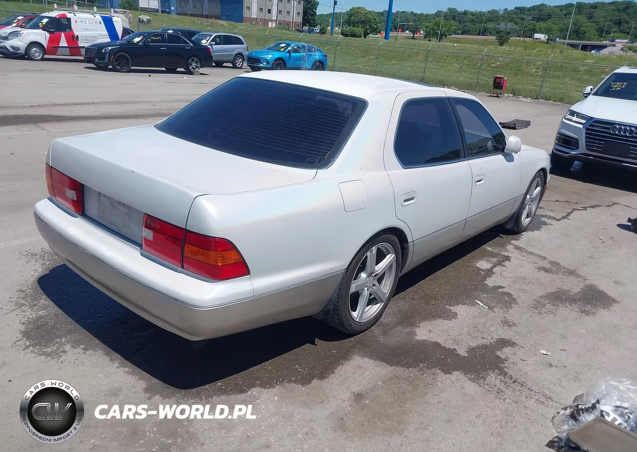 1998 Lexus Ls 400 VIN:JT8BH28F5W0125069 - 4