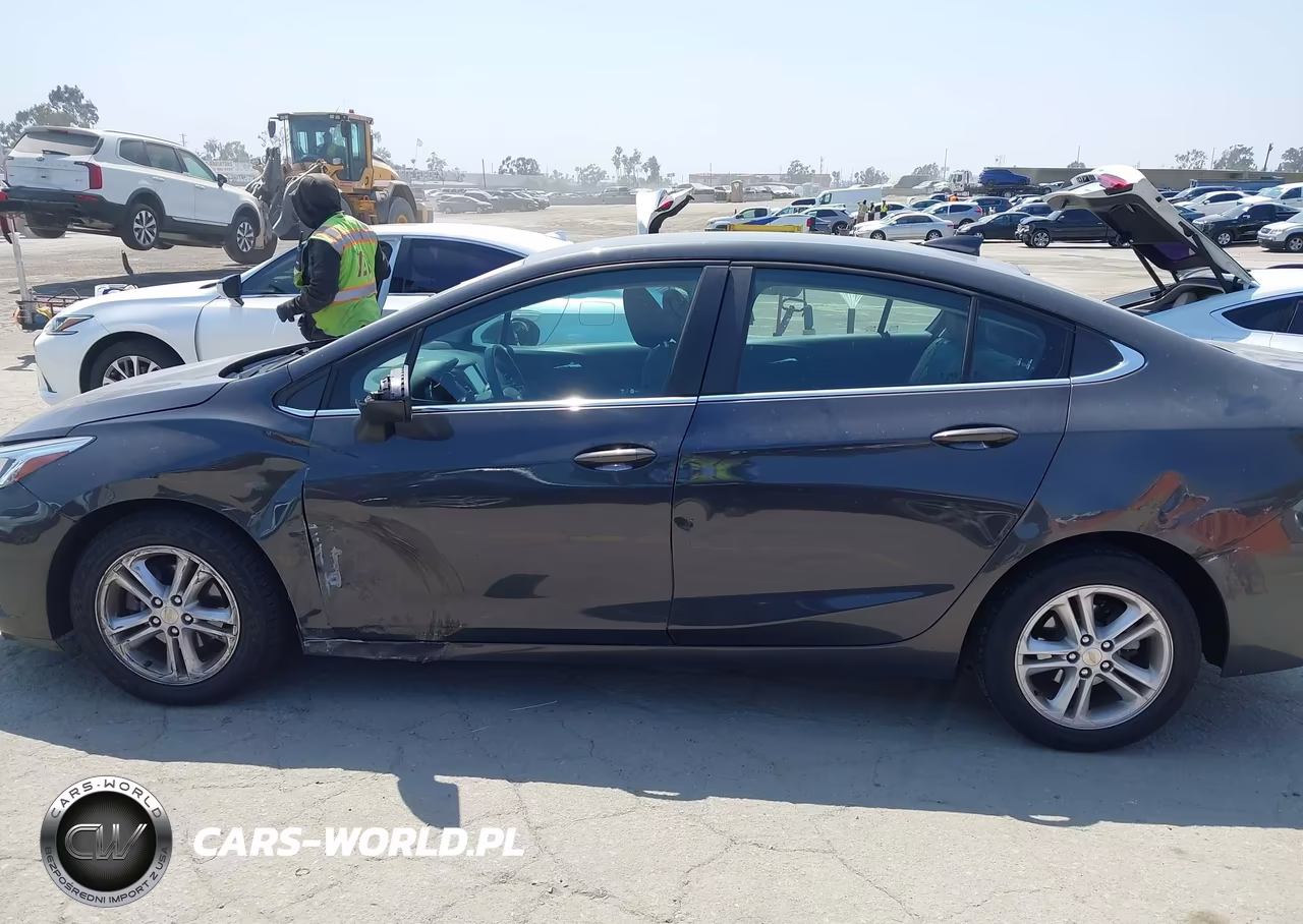 2017 Chevrolet Cruze Lt Auto VIN:1G1BE5SM8H7181173 - 14