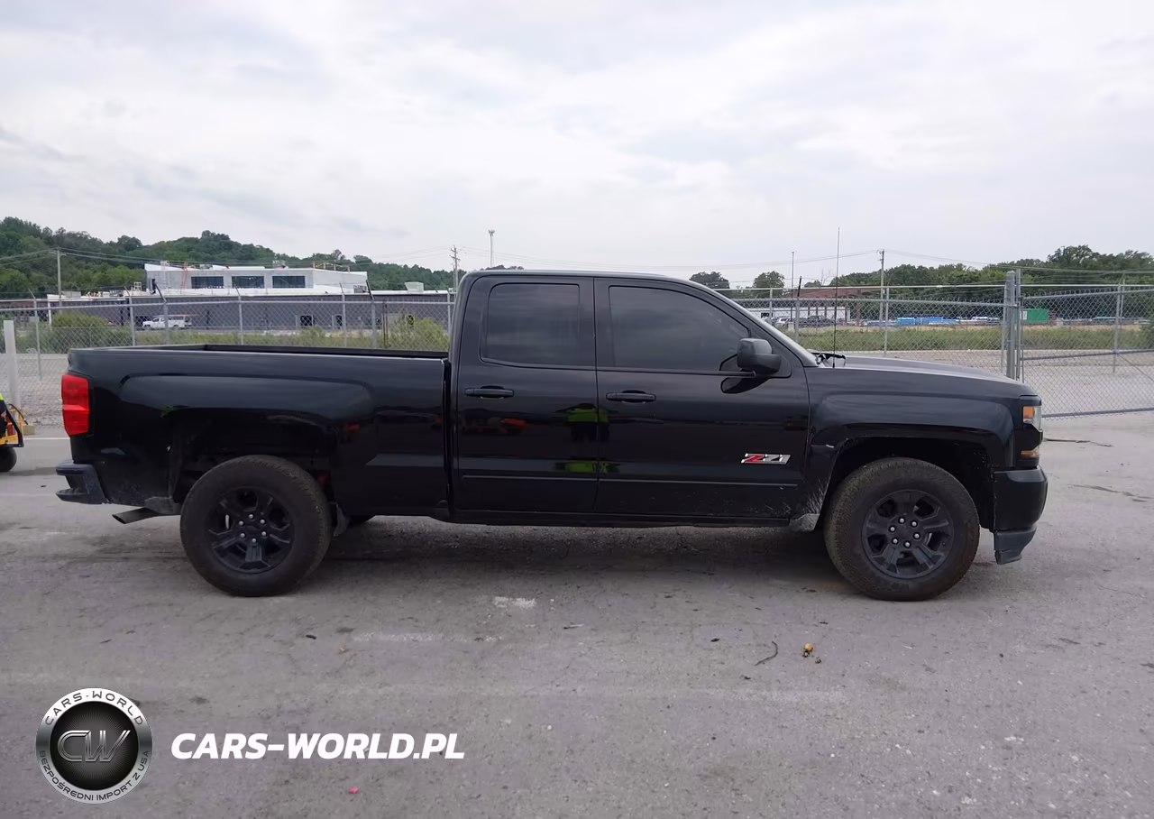 2017 Chevrolet Silverado 1500 2Lt VIN:1GCVKREC0HZ196763 - 13