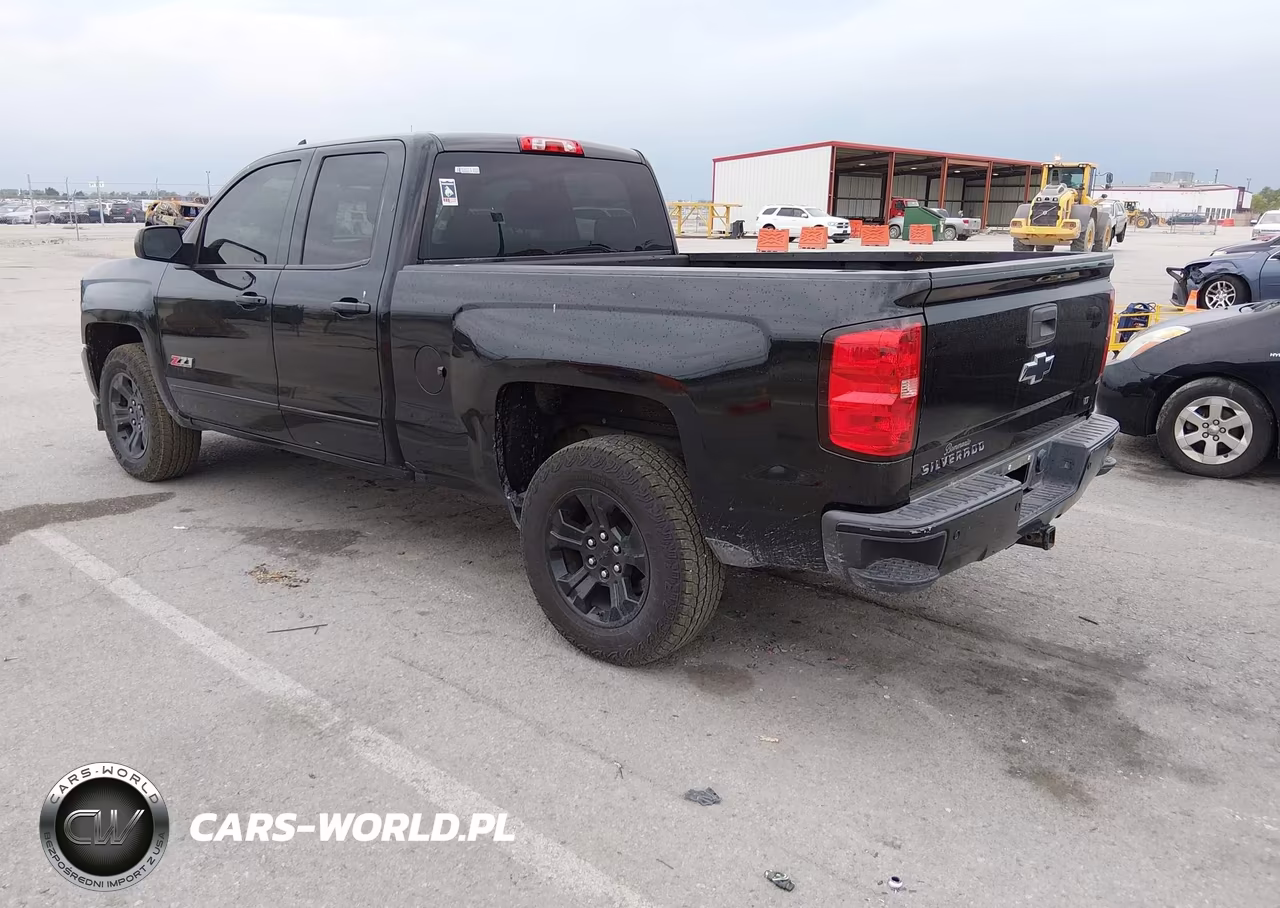 2017 Chevrolet Silverado 1500 2Lt VIN:1GCVKREC0HZ196763 - 3