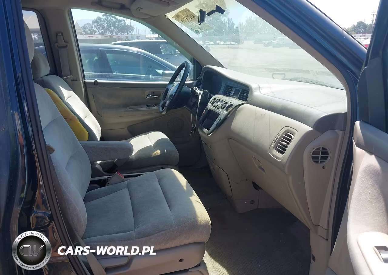 2000 Honda Odyssey VIN:2HKRL1862YH533561 - 5