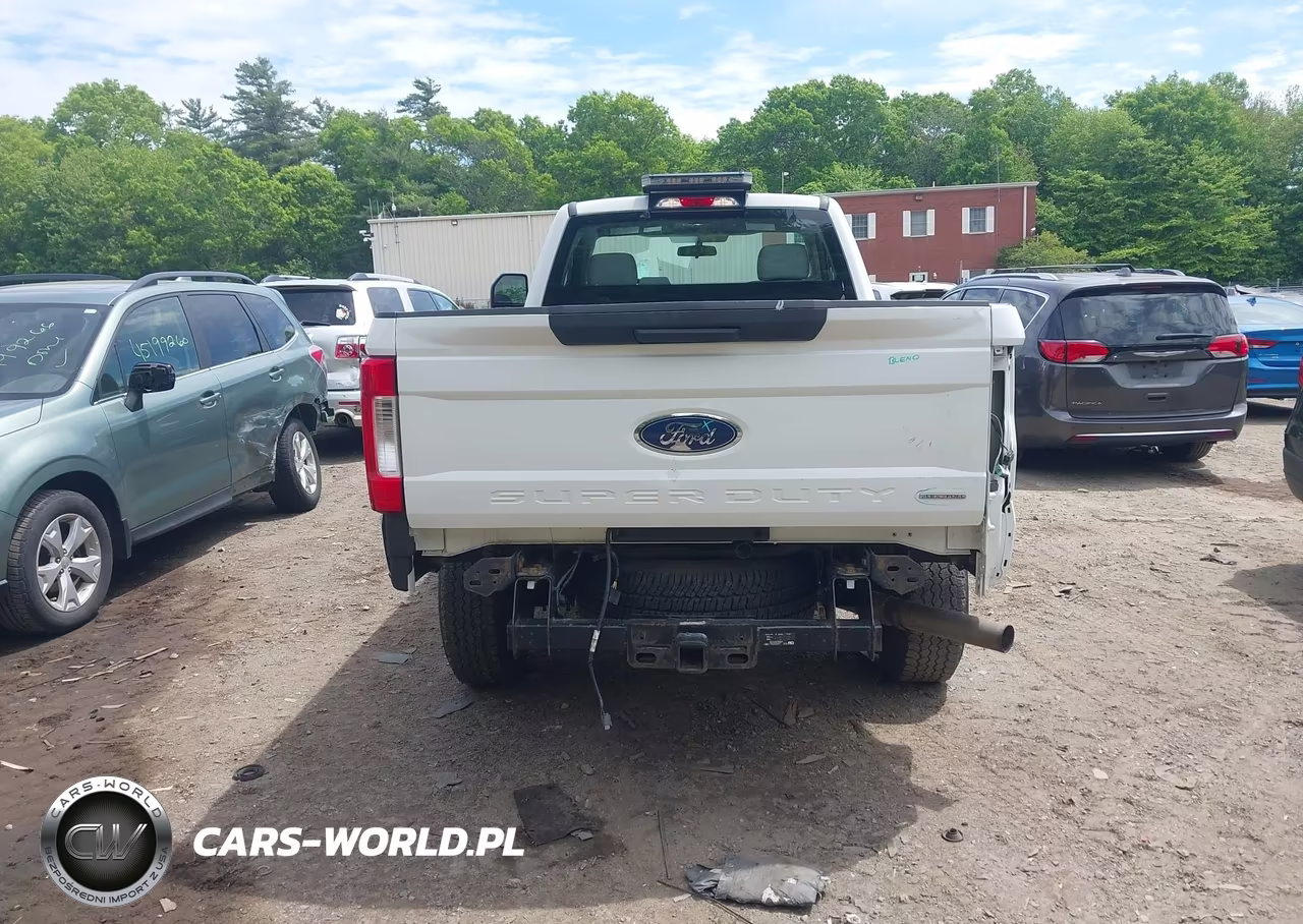 2017 Ford F-250 Xl VIN:1FTBF2B66HEE98935 - 16