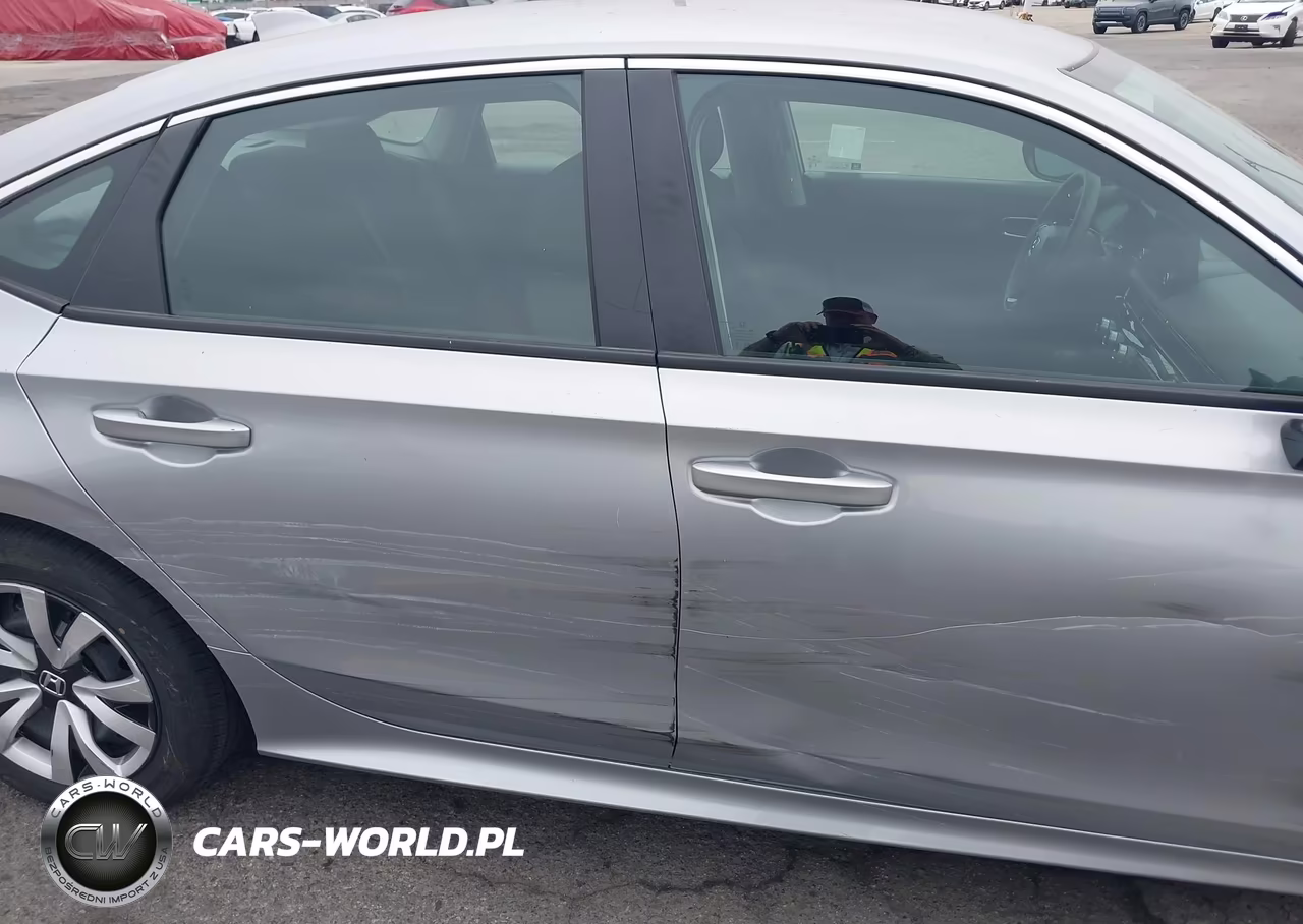 2025 Honda Civic Lx VIN:2HGFE2F24SH582961 - 17