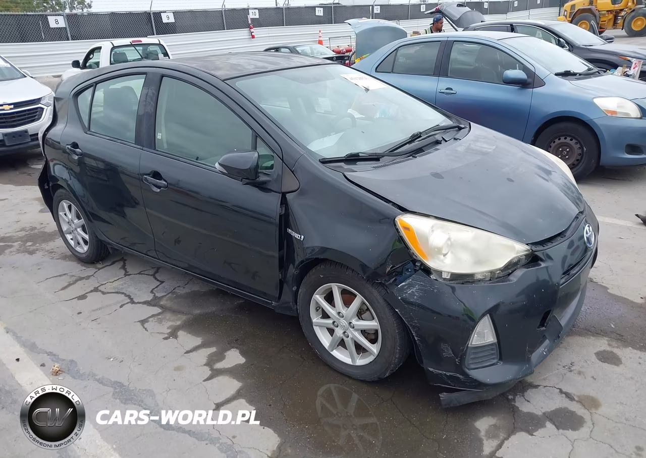 Główne zdjęcie 2012 Toyota Prius C Three
