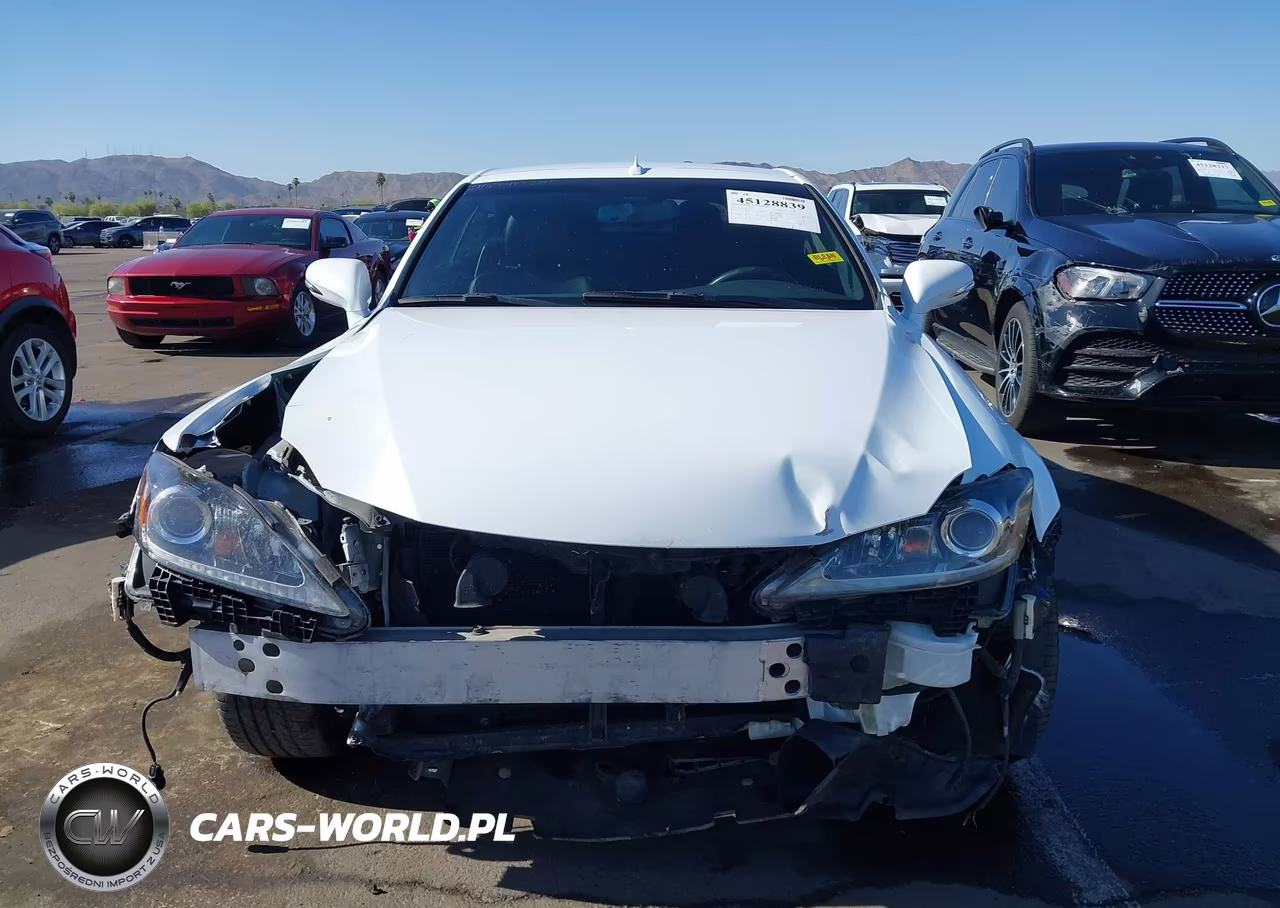 2013 Lexus Is 250C VIN:JTHFF2C23D2526617 - 13