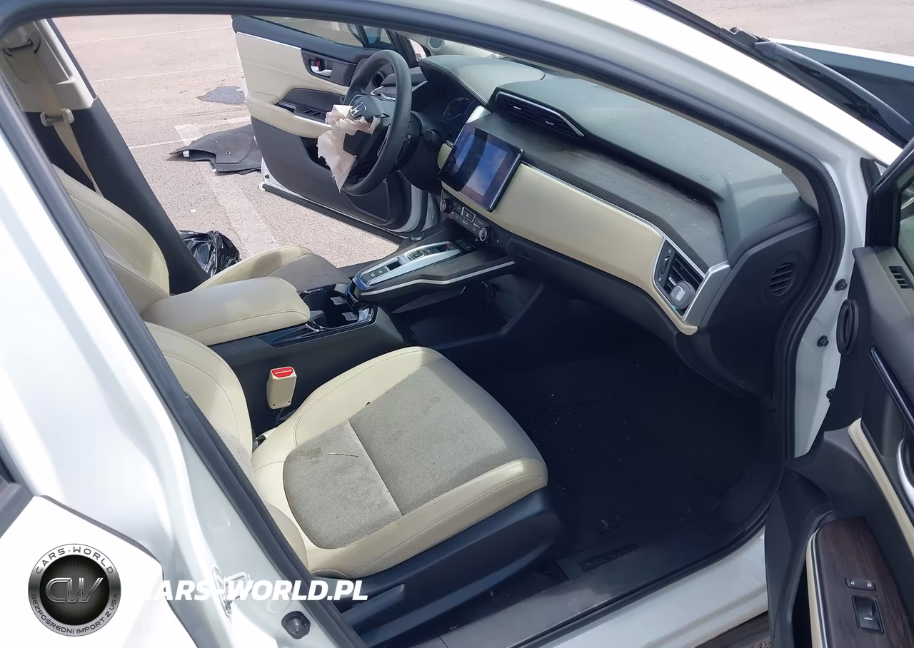 2018 Honda Clarity Plug-In Hybrid VIN:JHMZC5F17JC022930 - 5