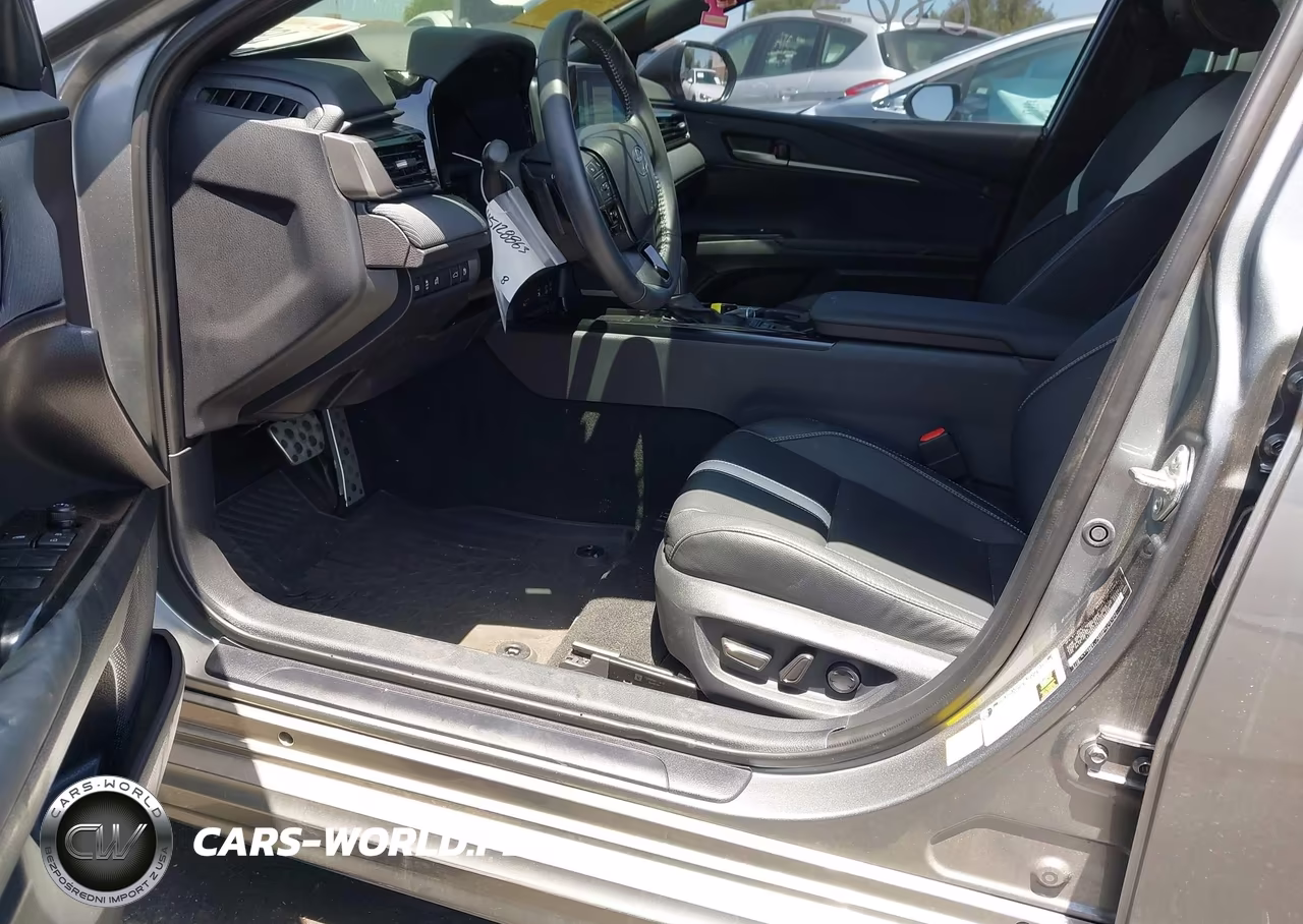 2025 Toyota Camry Se VIN:4T1DAACK3SU595998 - 5