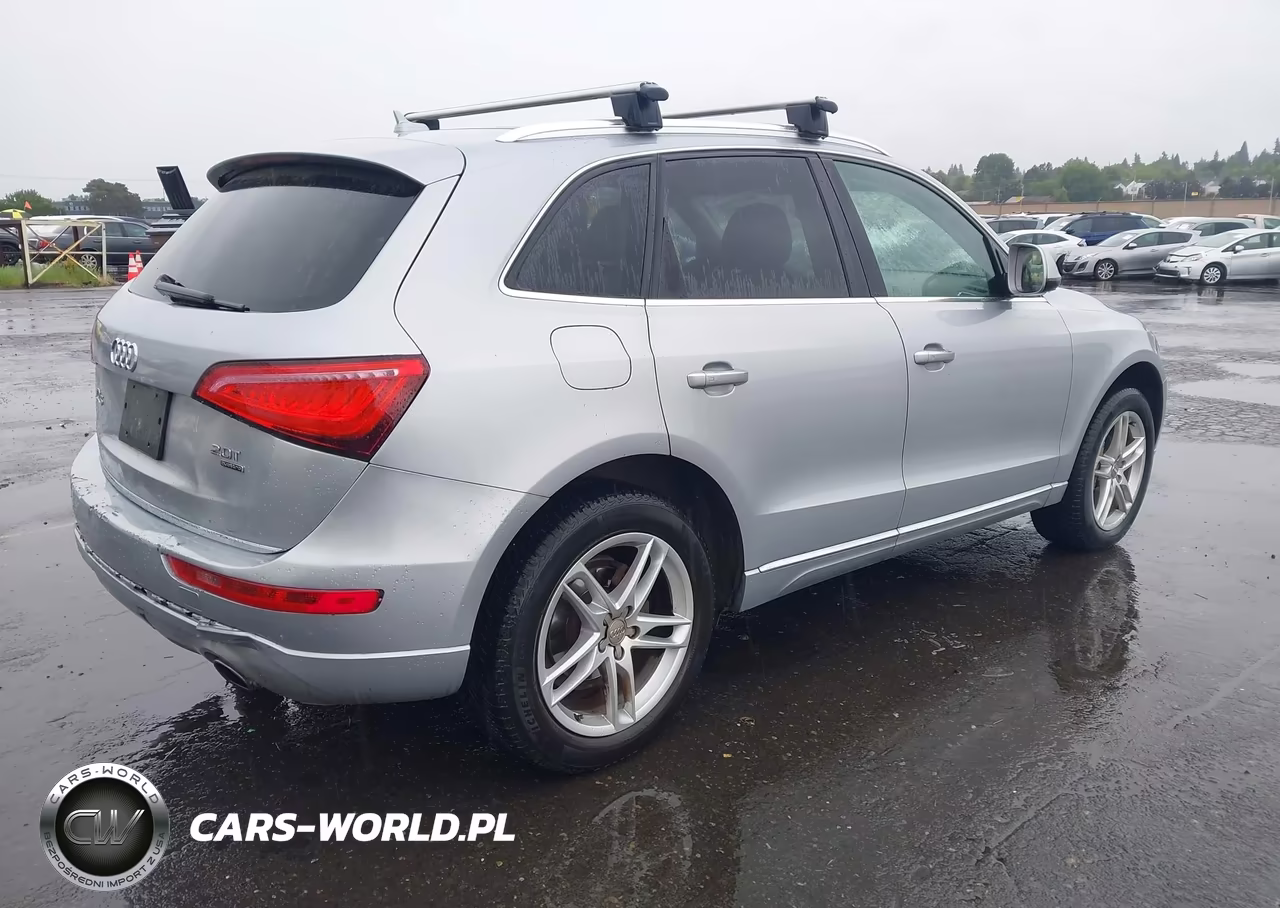 2016 Audi Q5 2.0T Premium VIN:WA1C2AFP4GA044602 - 4