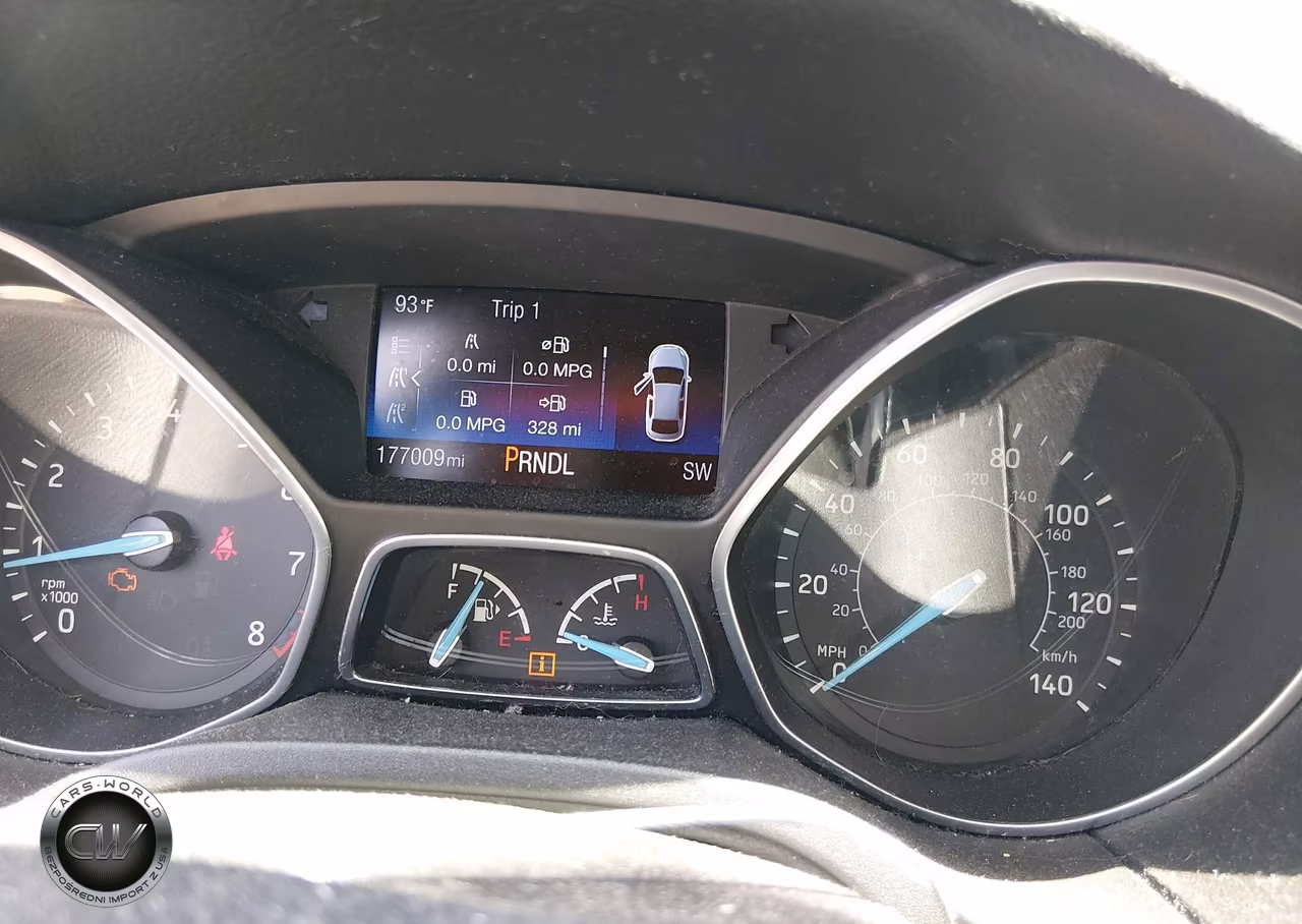 2017 Ford Focus Se VIN:1FADP3K21HL247301 - 7