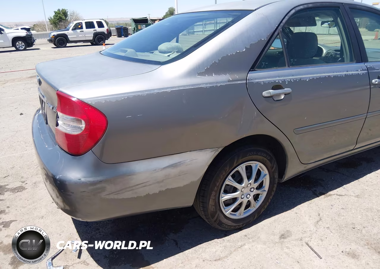 2003 Toyota Camry Le VIN:4T1BE32K03U724046 - 6