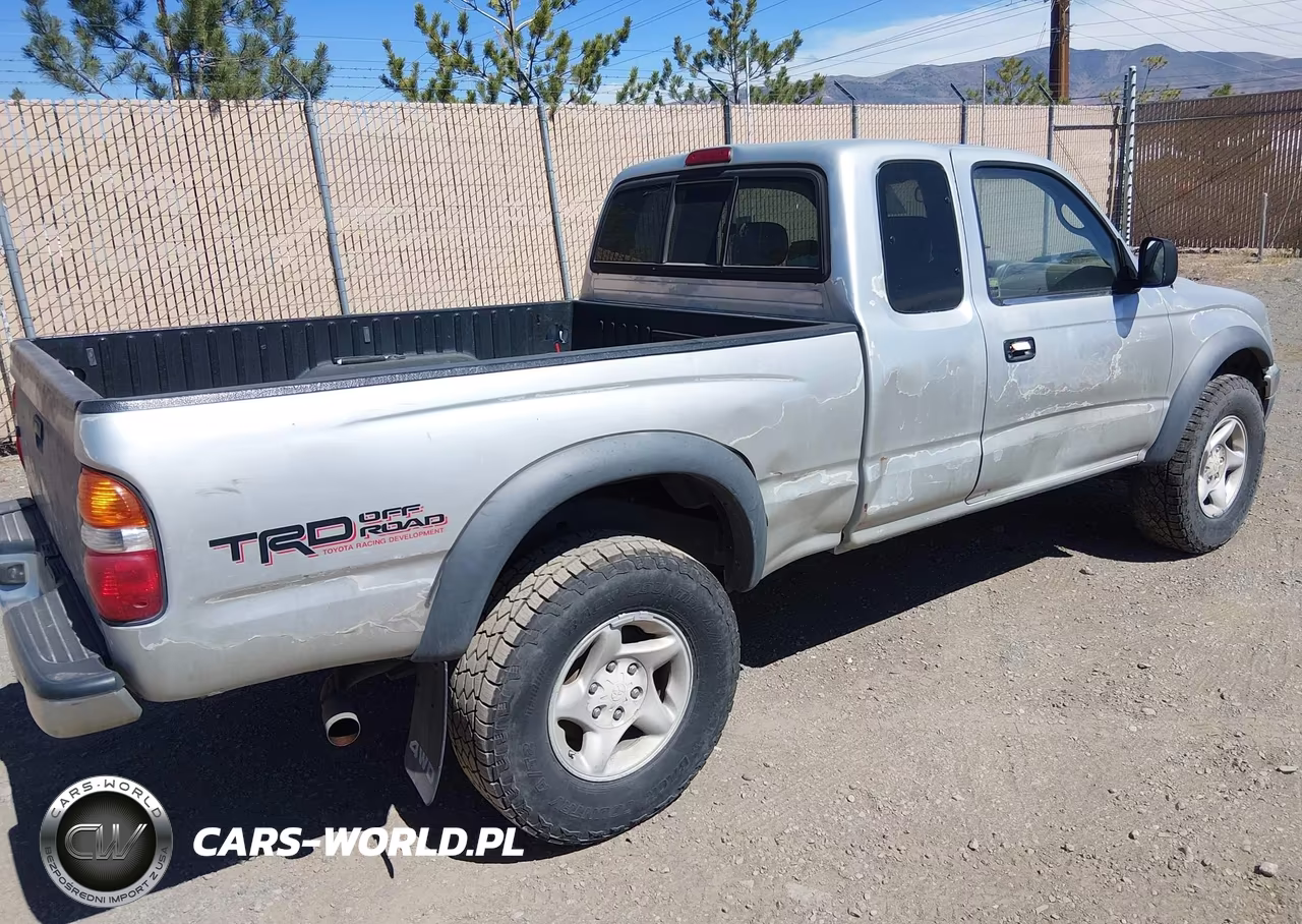 2002 Toyota Tacoma VIN:5TEWM72N72Z001052 - 4