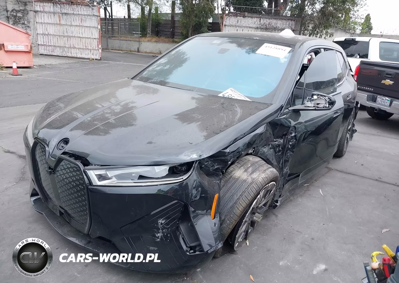2023 BMW Ix xDrive50 VIN:WB523CF06PCM54850 - 2