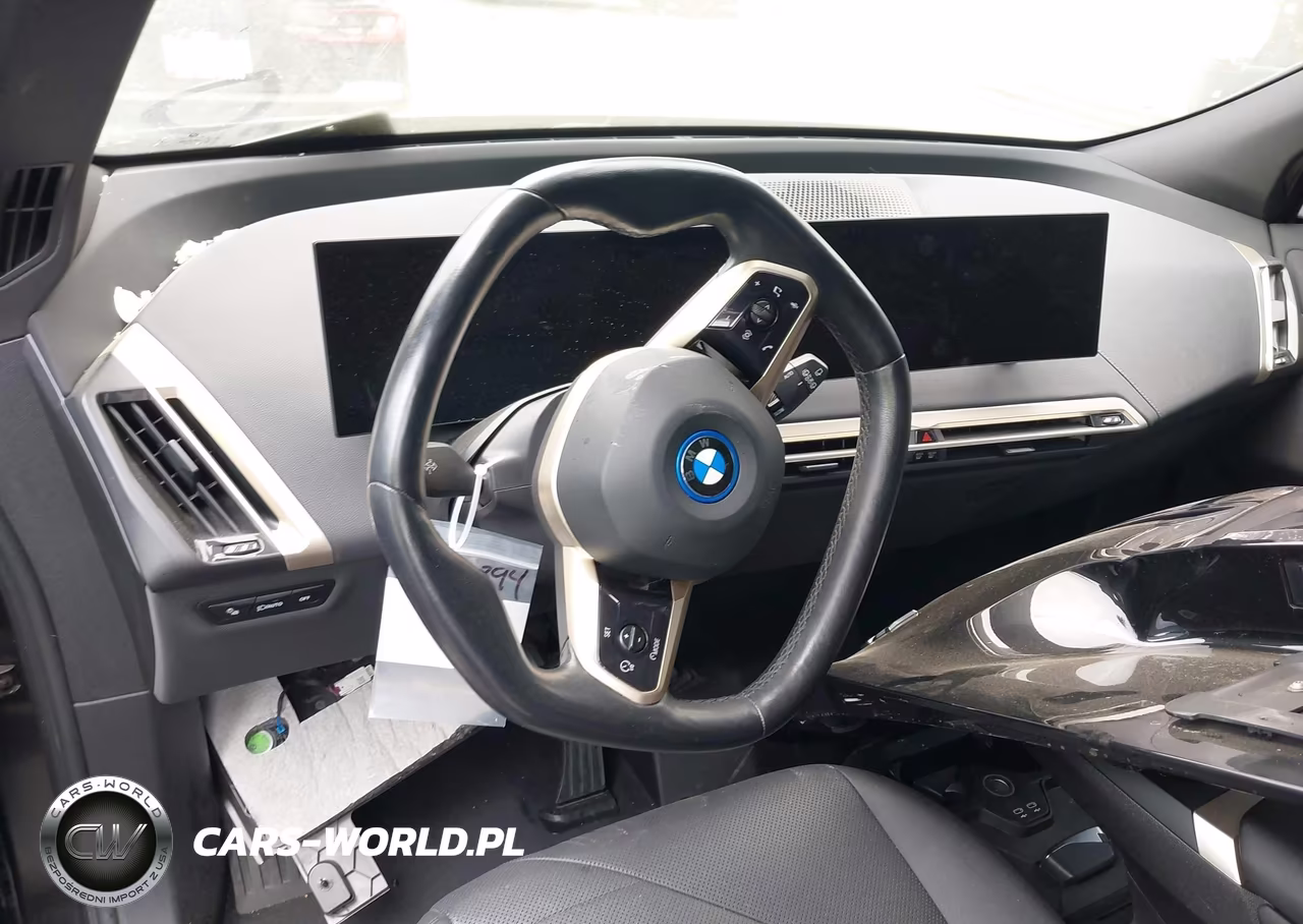 2023 BMW Ix xDrive50 VIN:WB523CF06PCM54850 - 23