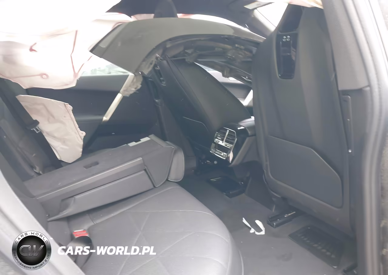 2023 BMW Ix xDrive50 VIN:WB523CF06PCM54850 - 8