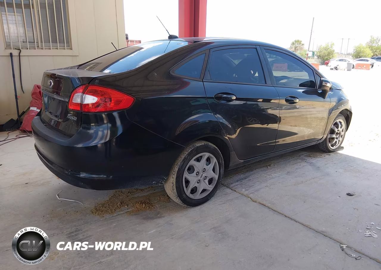 2013 Ford Fiesta Se VIN:3FADP4BJXDM218918 - 4