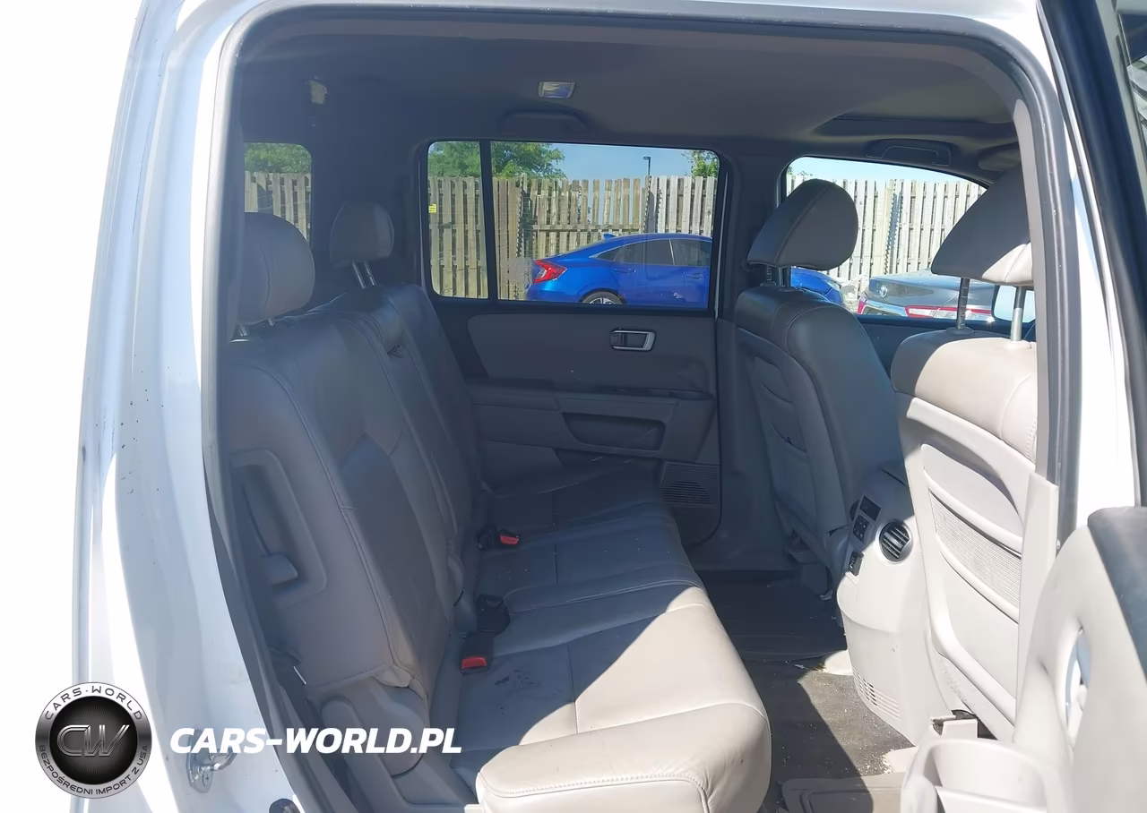 2010 Honda Pilot Ex-L VIN:5FNYF4H58AB040841 - 8