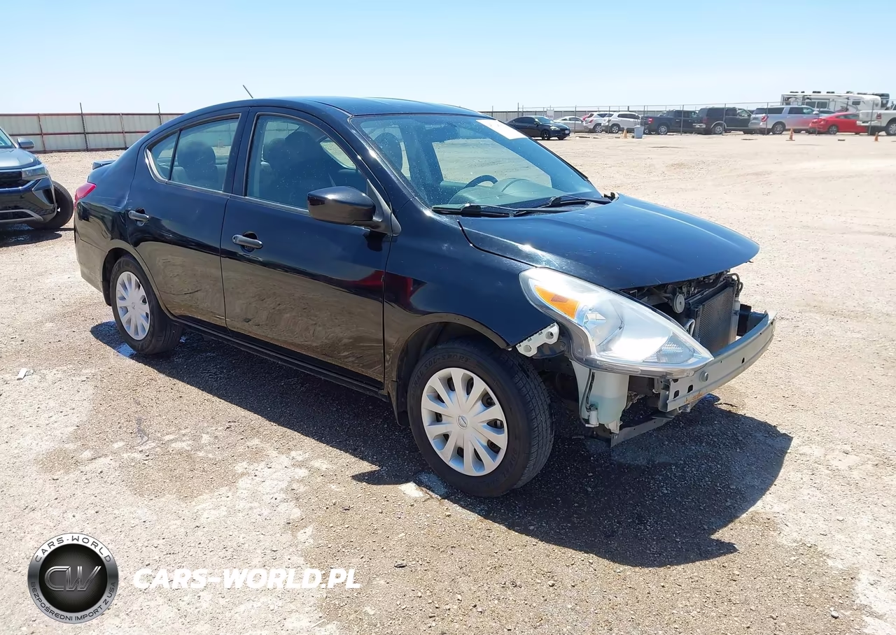 2018 Nissan Versa 1.6 S+