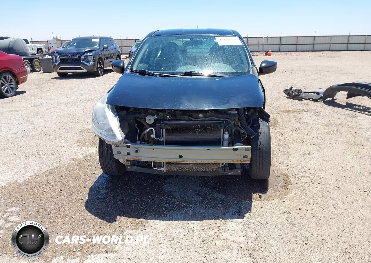 2018 Nissan Versa 1.6 S+ VIN:3N1CN7AP1JL821182 - 6