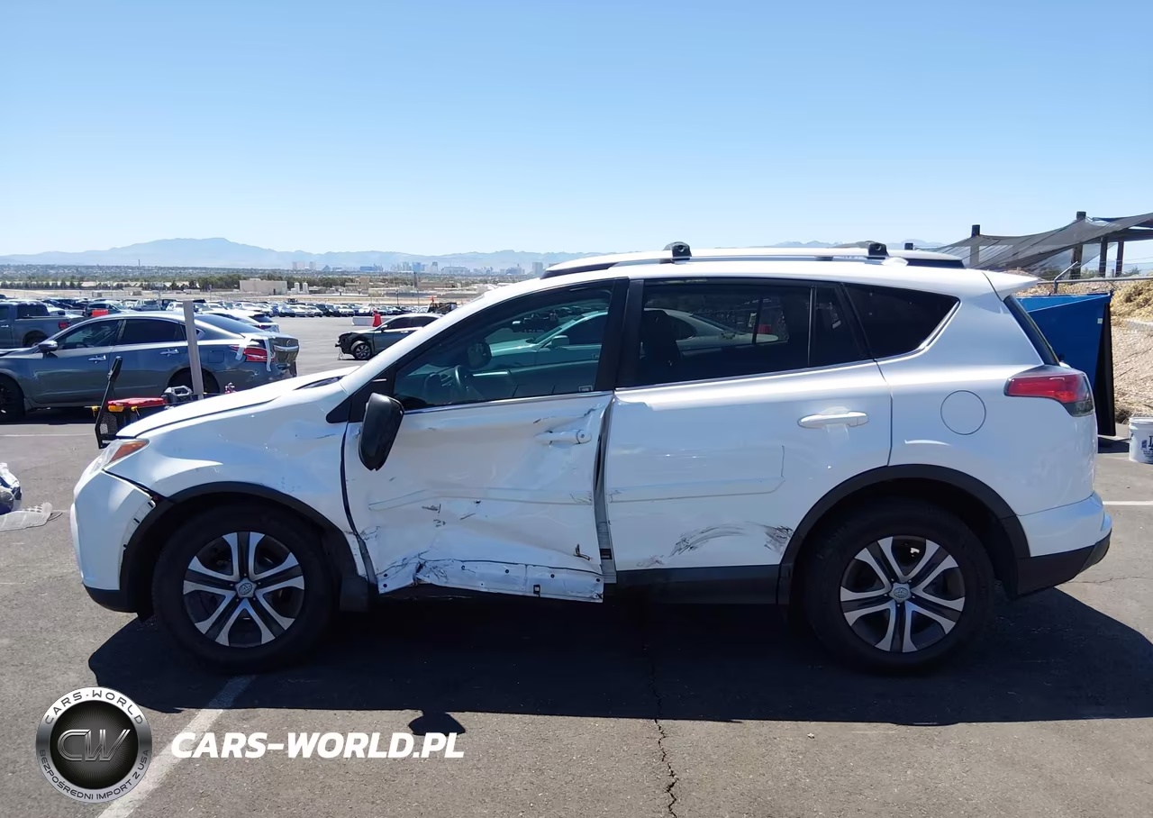 2016 Toyota Rav4 Le VIN:2T3BFREV8GW538547 - 14