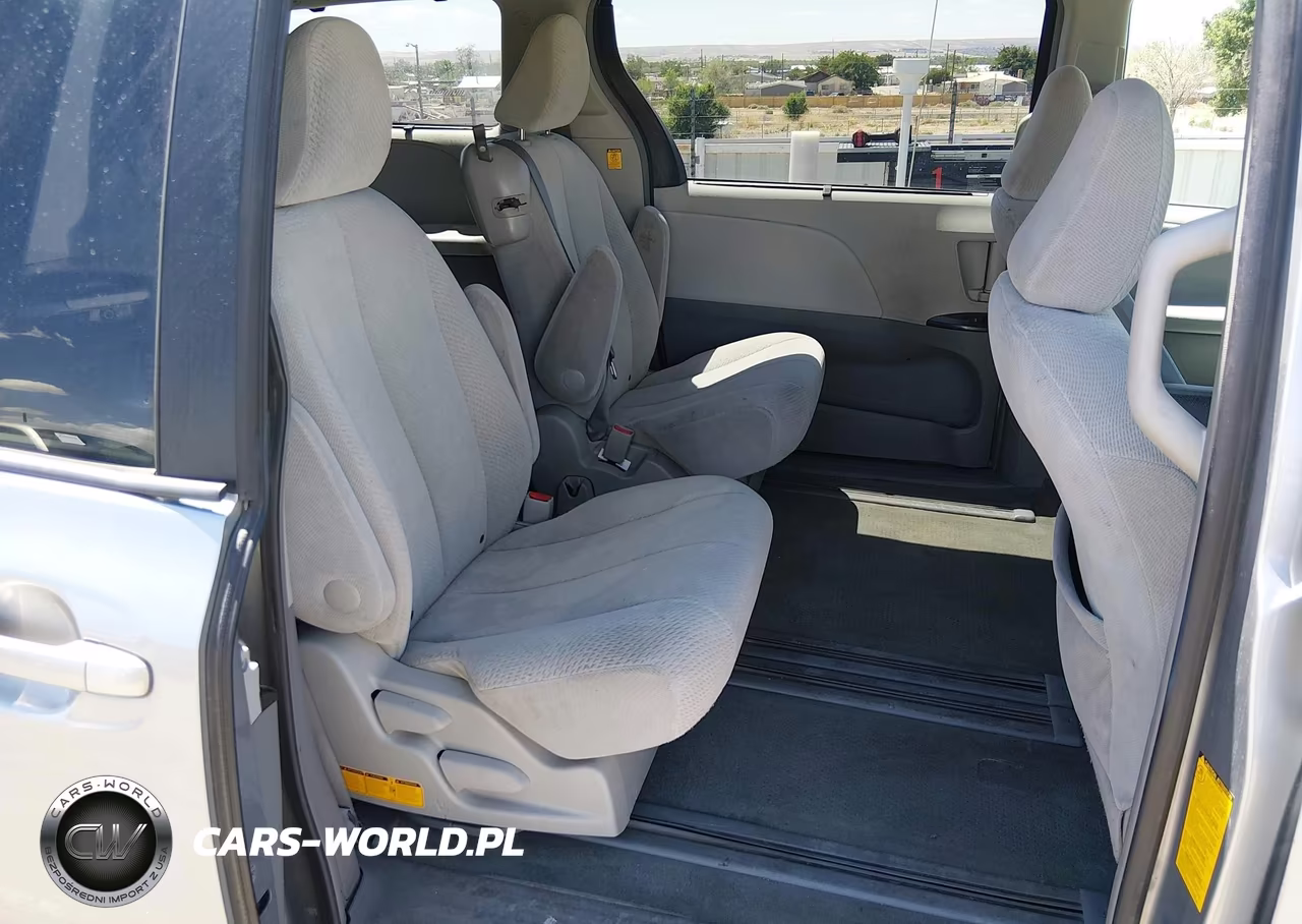 2011 Toyota Sienna Le V6 VIN:5TDKK3DC7BS143682 - 8