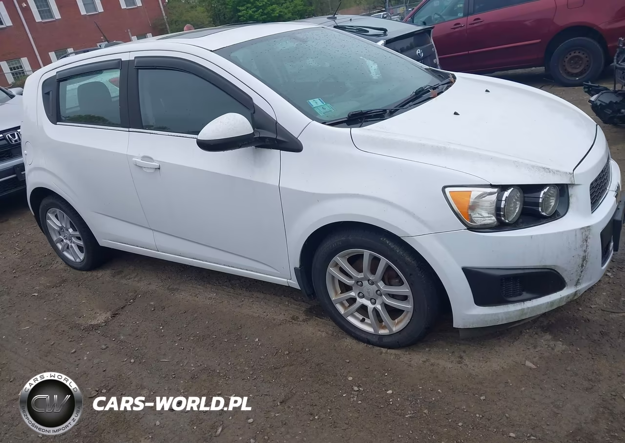 Główne zdjęcie 2015 Chevrolet Sonic Lt Auto