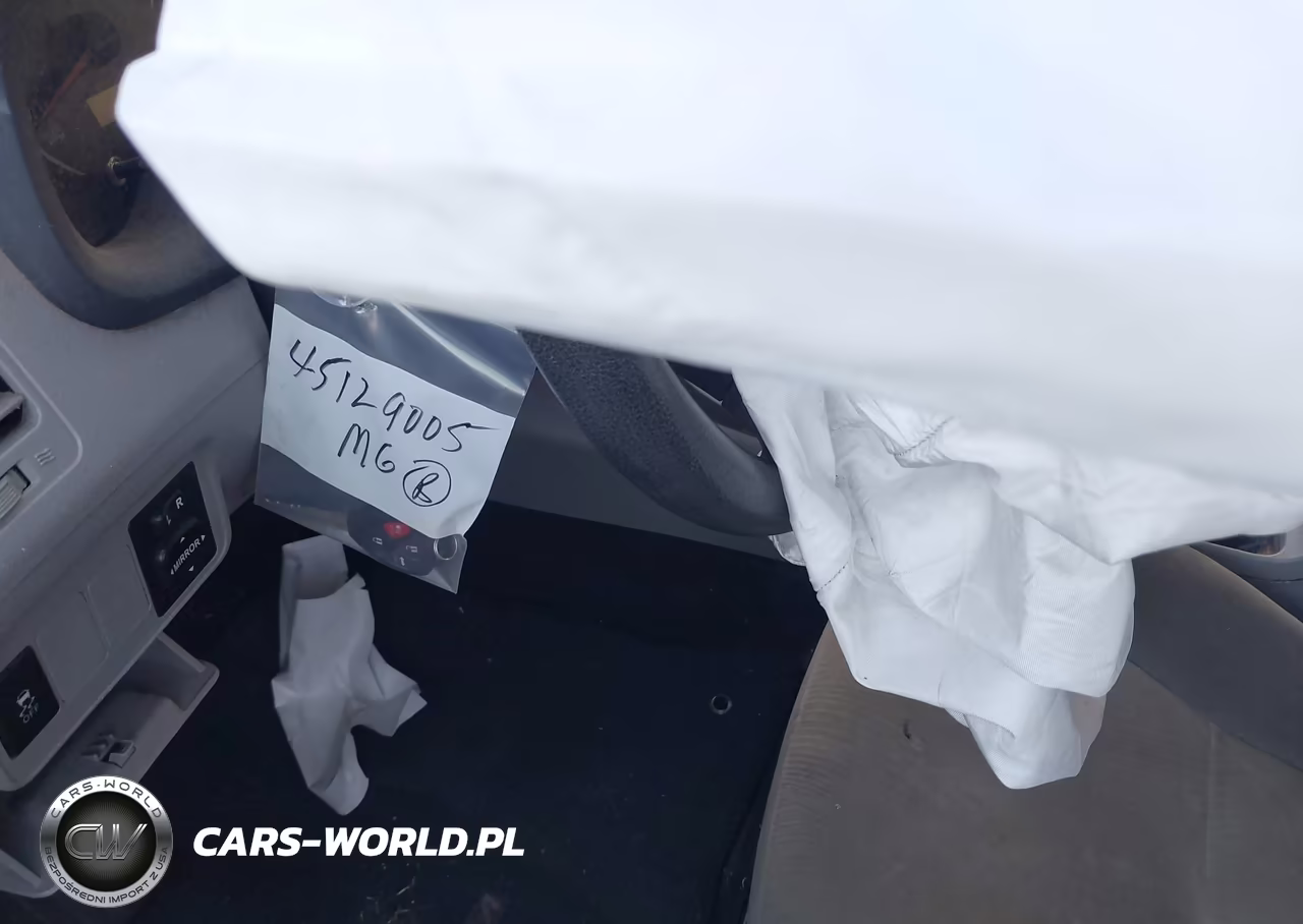 2013 Toyota Corolla Le VIN:5YFBU4EEXDP138407 - 17