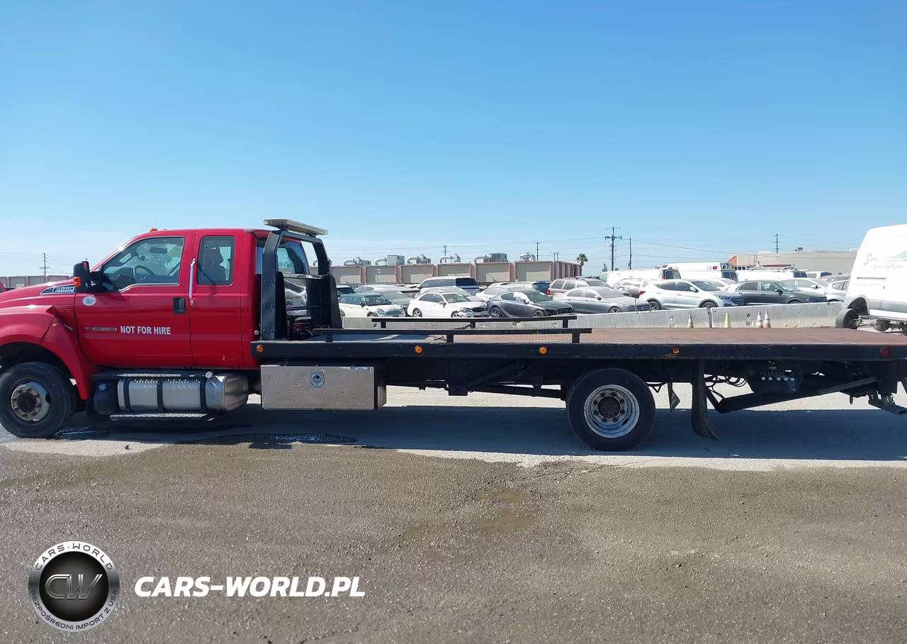 2018 Ford F-650 Diesel VIN:1FDNX6DC8JDF06416 - 14
