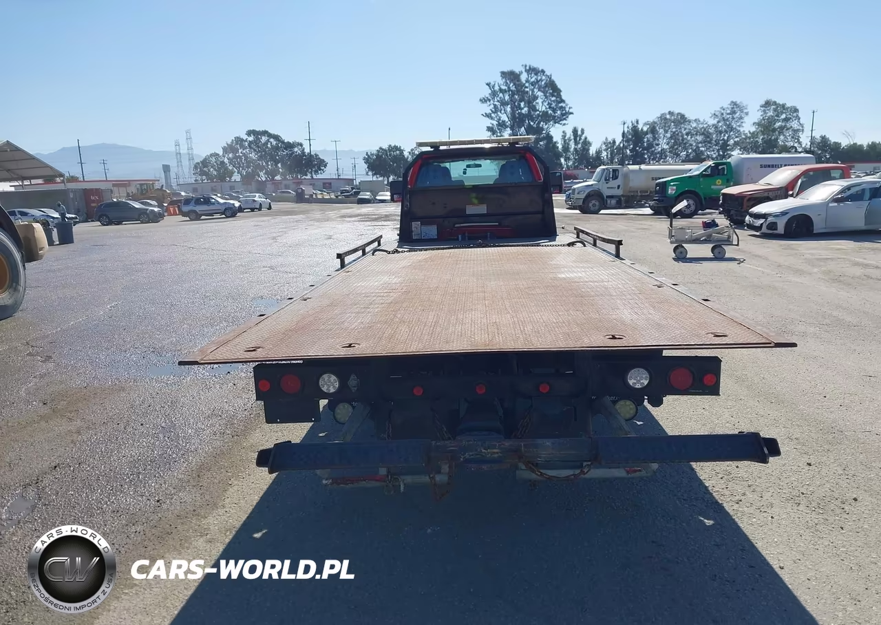 2018 Ford F-650 Diesel VIN:1FDNX6DC8JDF06416 - 15