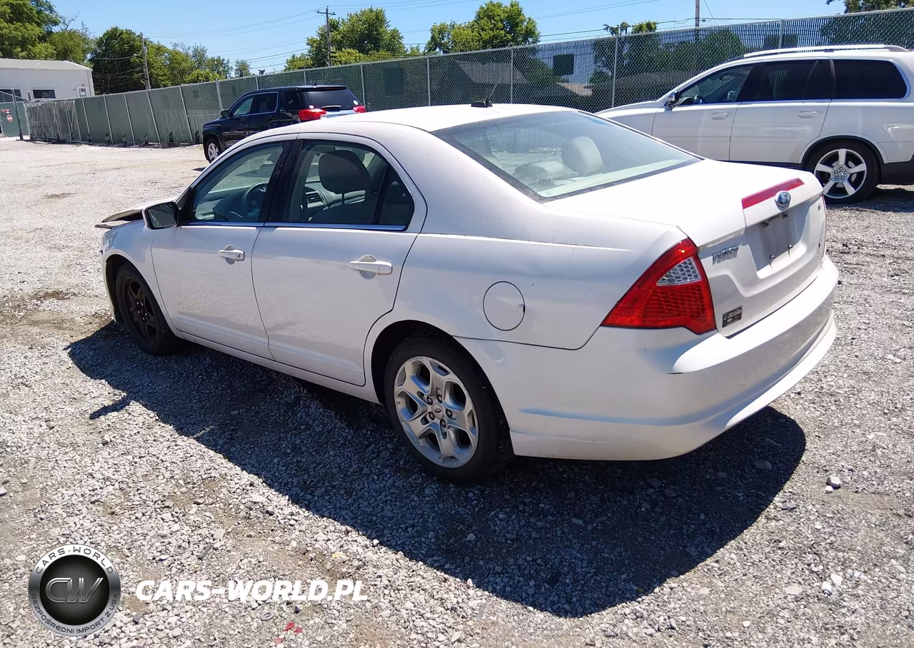 2011 Ford Fusion Se VIN:3FAHP0HA4BR106973 - 3