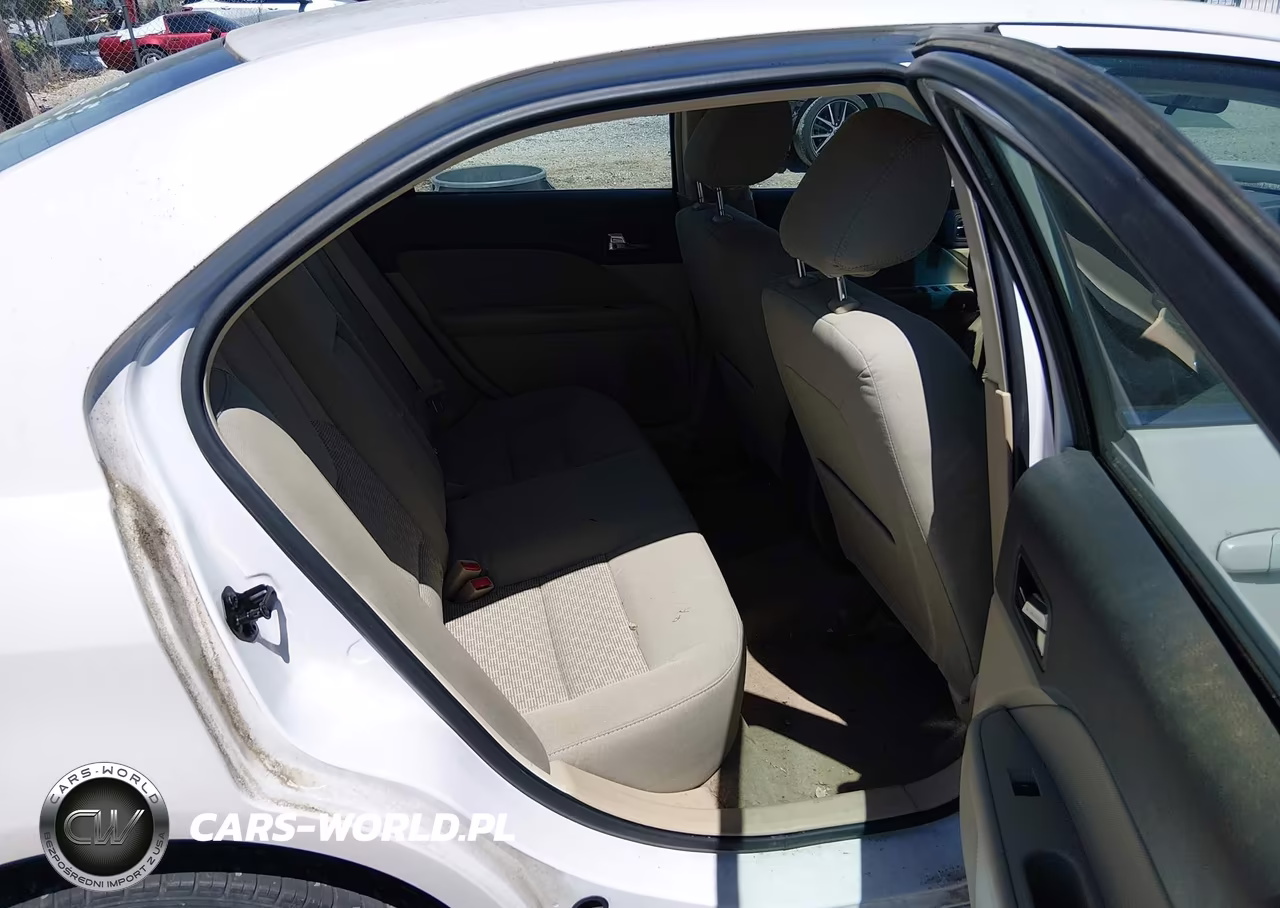 2011 Ford Fusion Se VIN:3FAHP0HA4BR106973 - 8