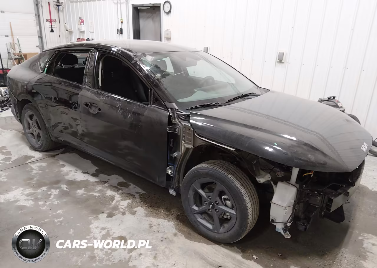 2025 Kia K4 Lxs – zdjęcie 1 z 20