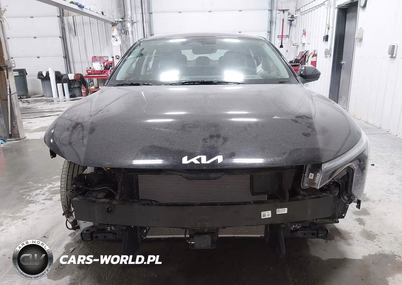2025 Kia K4 Lxs VIN:3KPFT4DE9SE192978 - 13