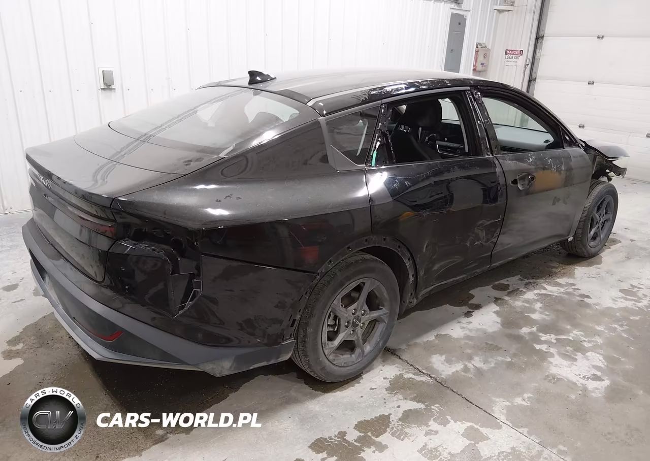 2025 Kia K4 Lxs VIN:3KPFT4DE9SE192978 - 4