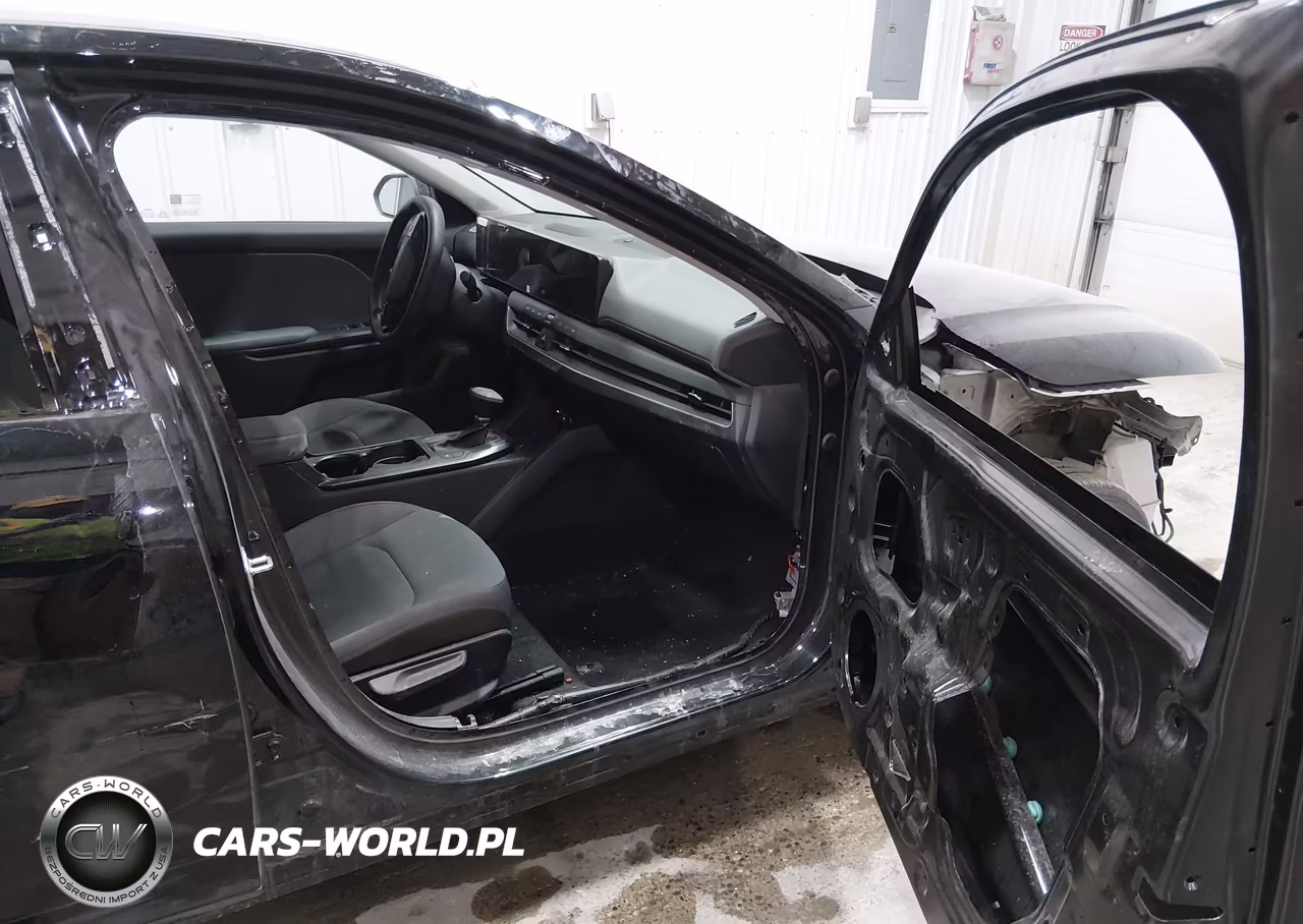 2025 Kia K4 Lxs VIN:3KPFT4DE9SE192978 - 5