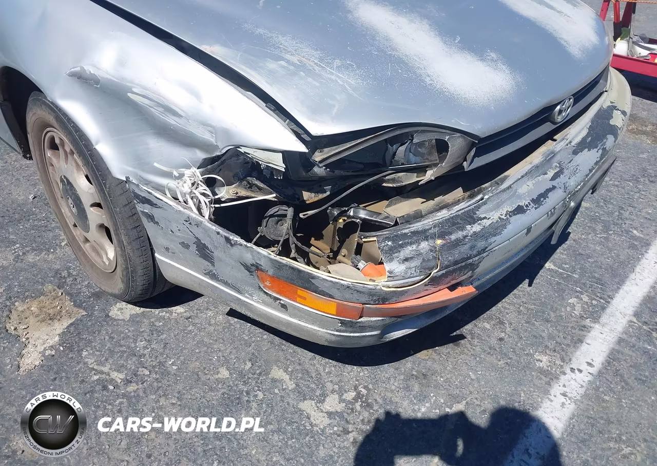 1992 Toyota Camry Xle VIN:4T1VK13E8NU018657 - 6