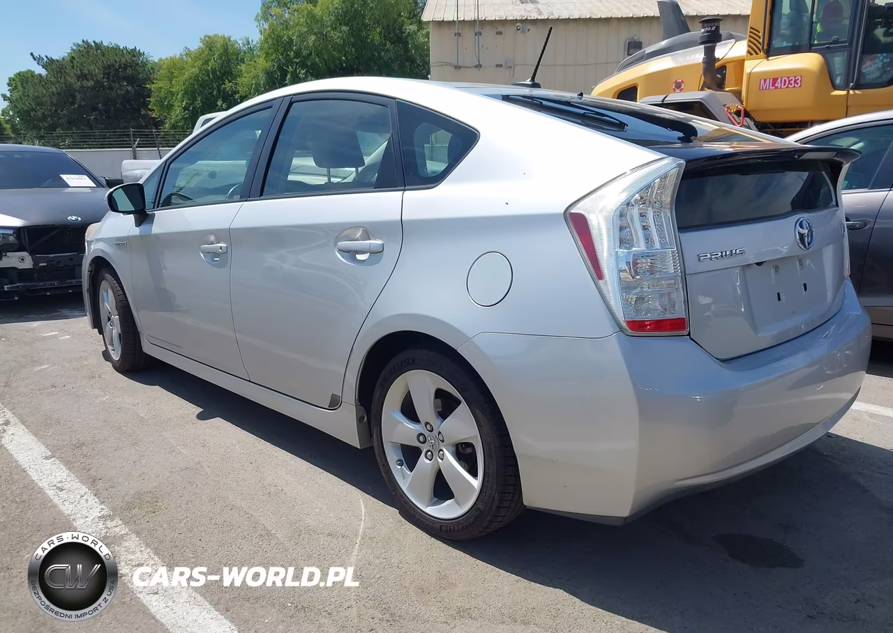 2011 Toyota Prius Five VIN:JTDKN3DUXB0257291 - 3