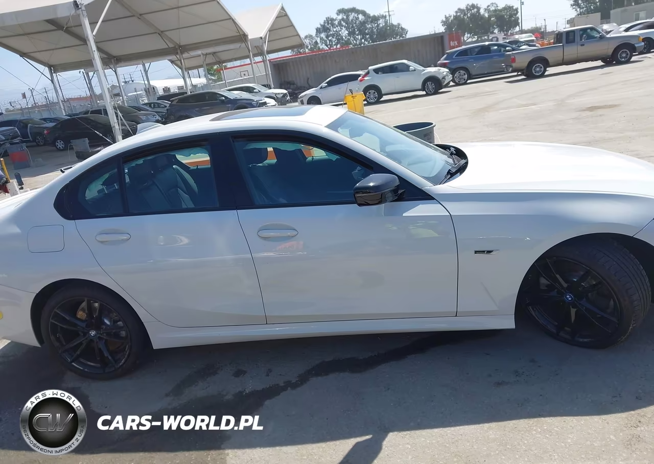 2022 BMW 330E VIN:3MW5P7J06N8C28586 - 13