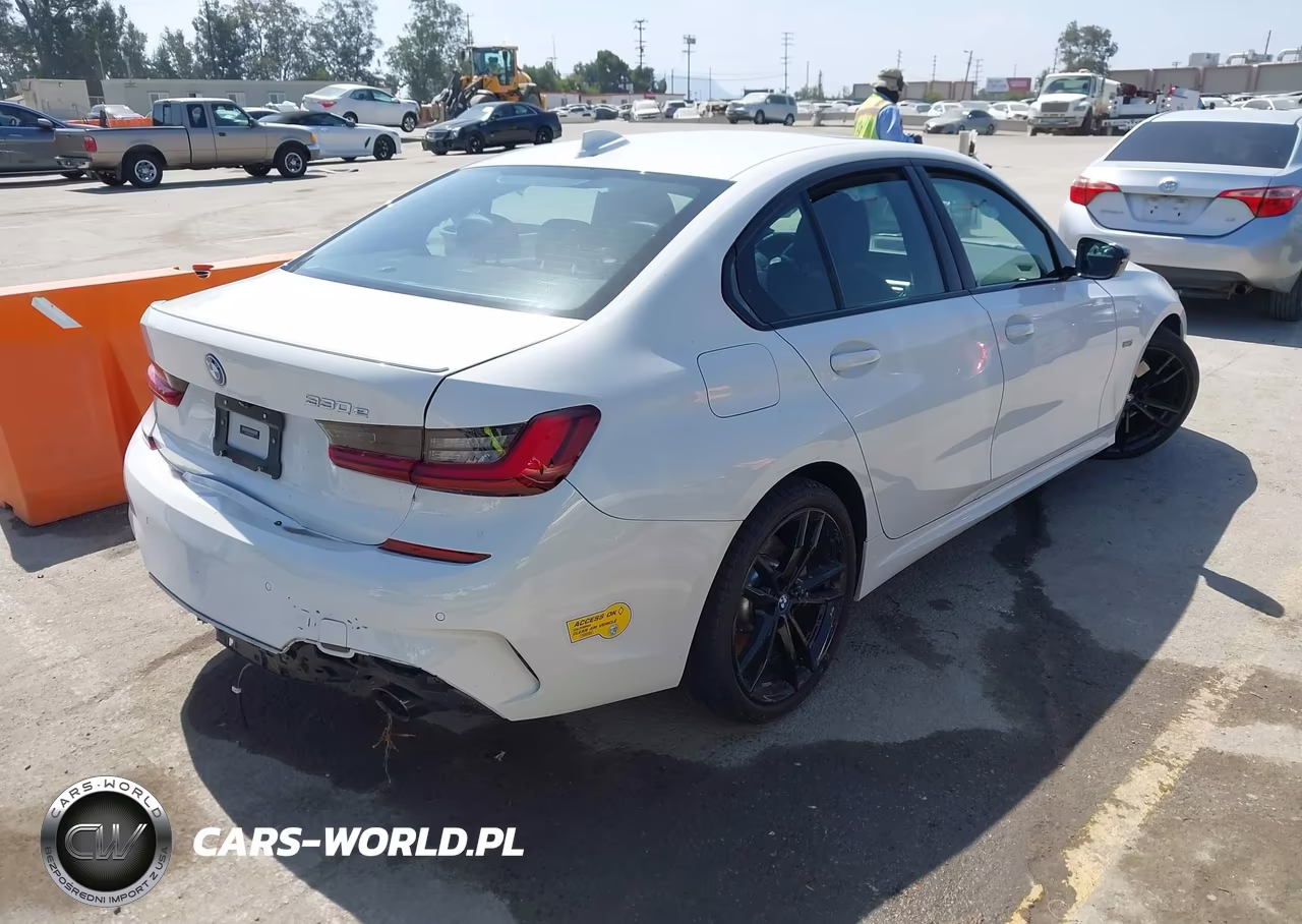 2022 BMW 330E VIN:3MW5P7J06N8C28586 - 4