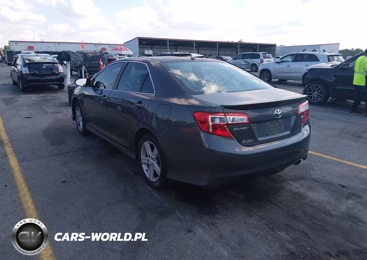 2012 Toyota Camry Se VIN:4T1BF1FK9CU070093 - 3