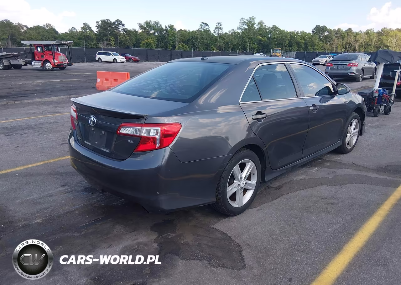 2012 Toyota Camry Se VIN:4T1BF1FK9CU070093 - 4