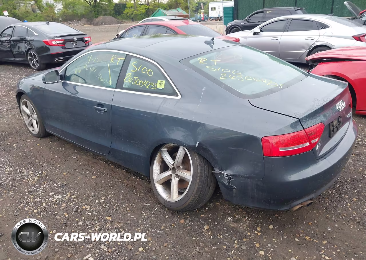 2010 Audi A5 2.0T Premium VIN:WAULFAFR6AA011293 - 3