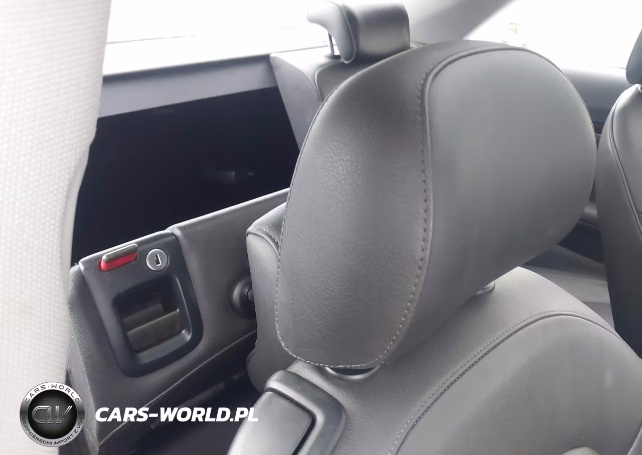 2010 Audi A5 2.0T Premium VIN:WAULFAFR6AA011293 - 8