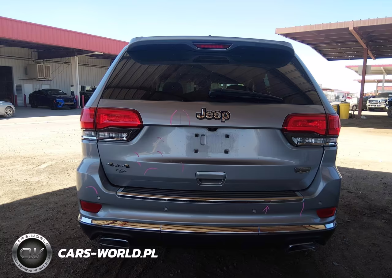 2018 Jeep Grand Cherokee Summit 4X4 VIN:1C4RJFJG5JC341980 - 17